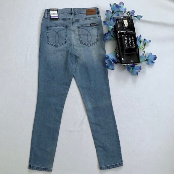 Calvin Klein NWT Mid Rise Skinny Ankle Jeans Women Various - Picture 5 of 8